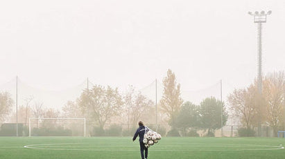 How to Kick a Football - Power vs Finesse