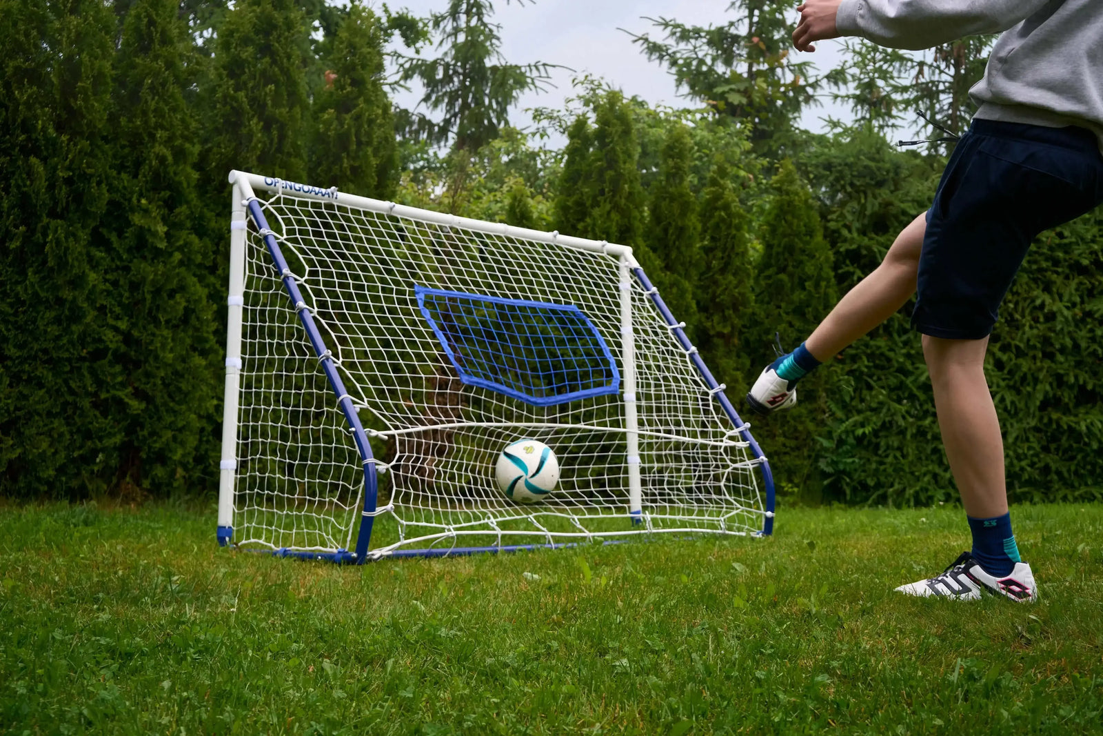 Football Rebounder: Why Every Player Needs One in 2025