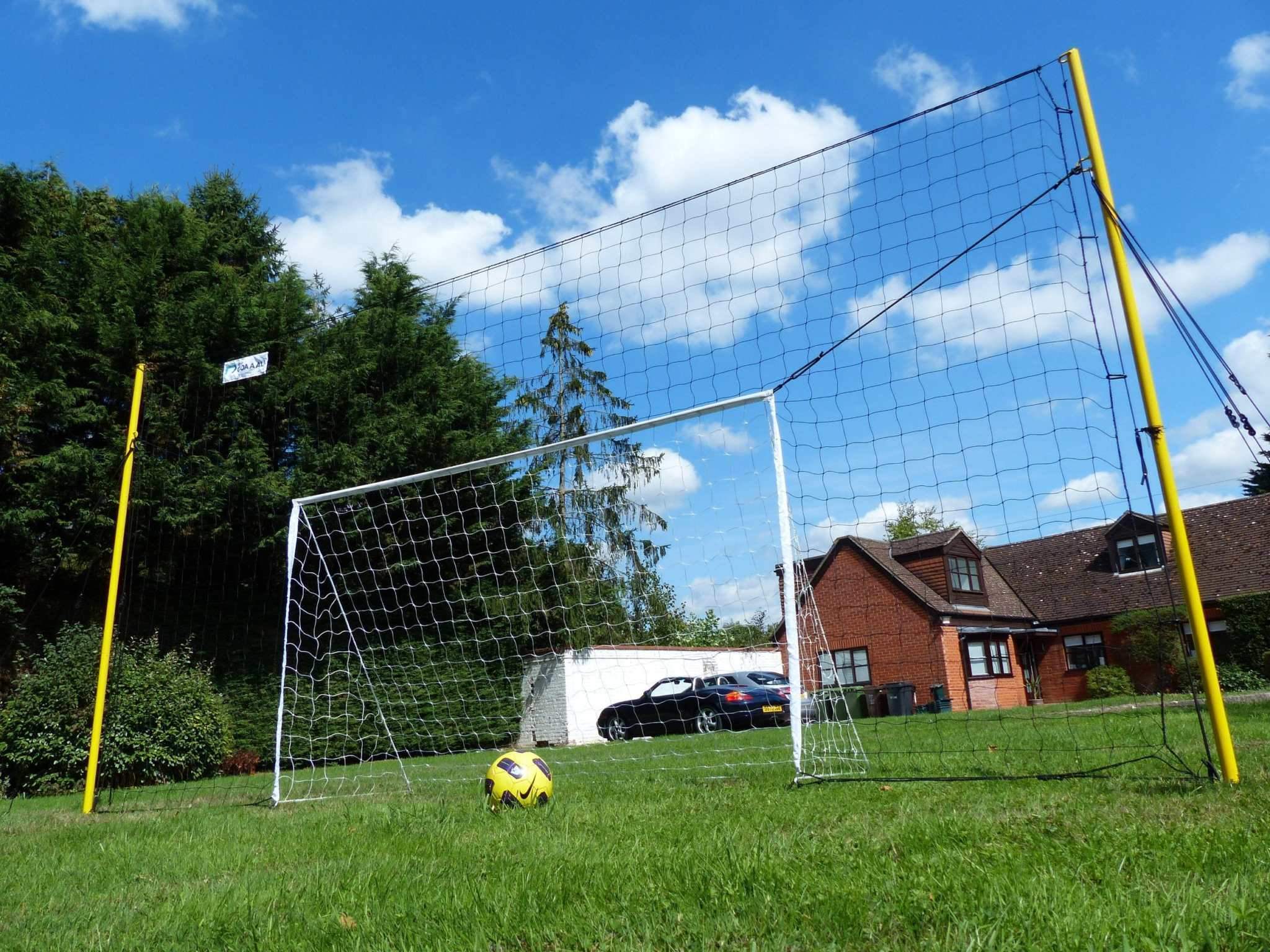 The best kids' football goals for the garden